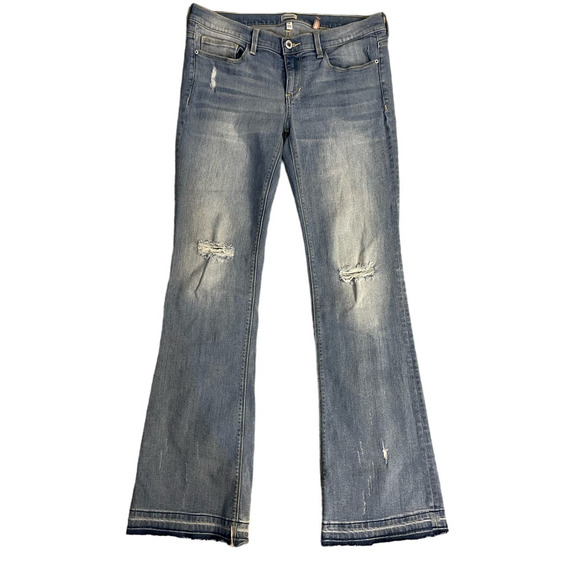 Sneak Peek Boorcut‎ Super Strrch Mid-Rise Distressed Hem Jeans Size 11 - Picture 1 of 9